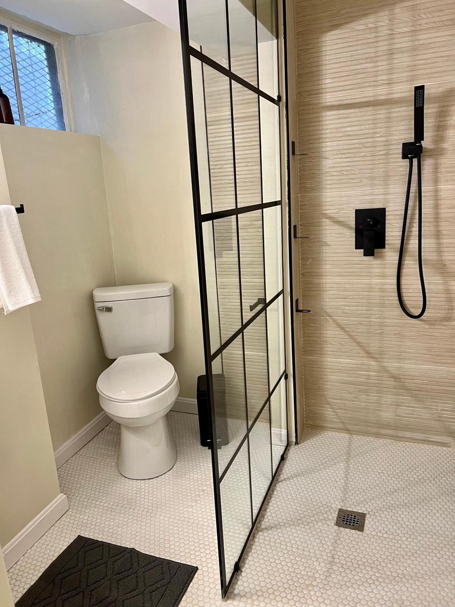 Dc'S Best Location 4 Bed With Parking Walk To Metro And Nightlife Bethesda Row チェビー・チェイス エクステリア 写真
